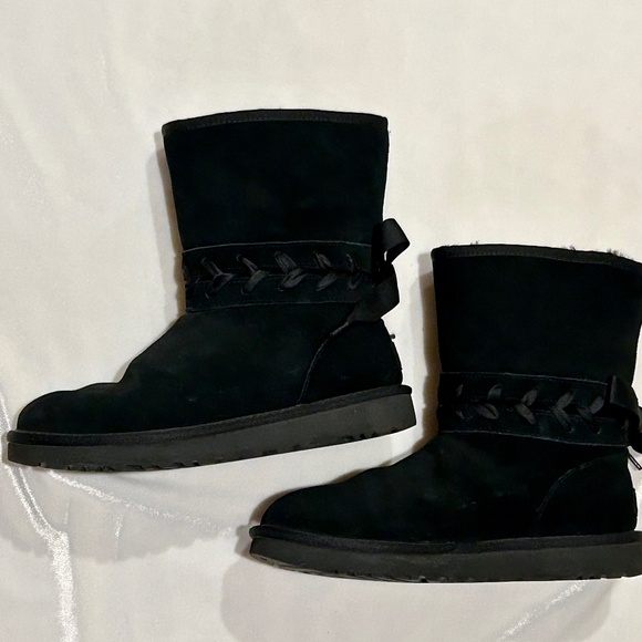 UGG Classic Lace Short boots black 8 - Picture 10 of 14